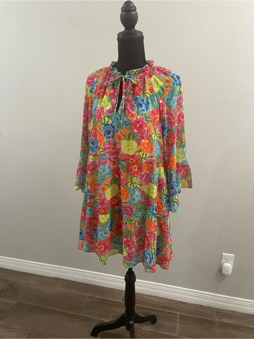 BNWOT Show Me Your MuMu Voila Floral Mini Dress - Picture 3 of 7